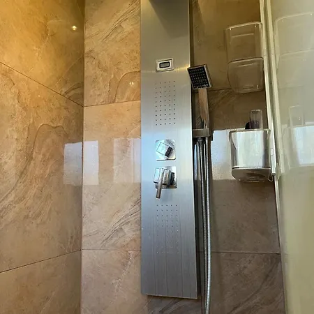 Modern In * Nürnberg