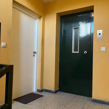 Modern In Apartamento *