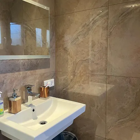 Modern In Апартаменты Нюрнберг